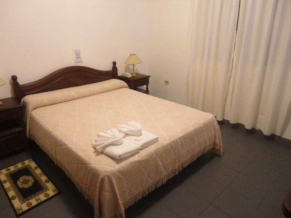 Hotel Lujan Lujan  Oda fotoğraf